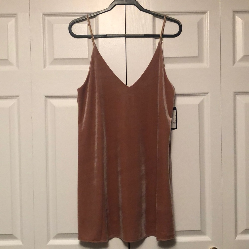 BRUNETTE THE LABEL “THE VIOLET DRESS” NWT - Picture 2 of 8